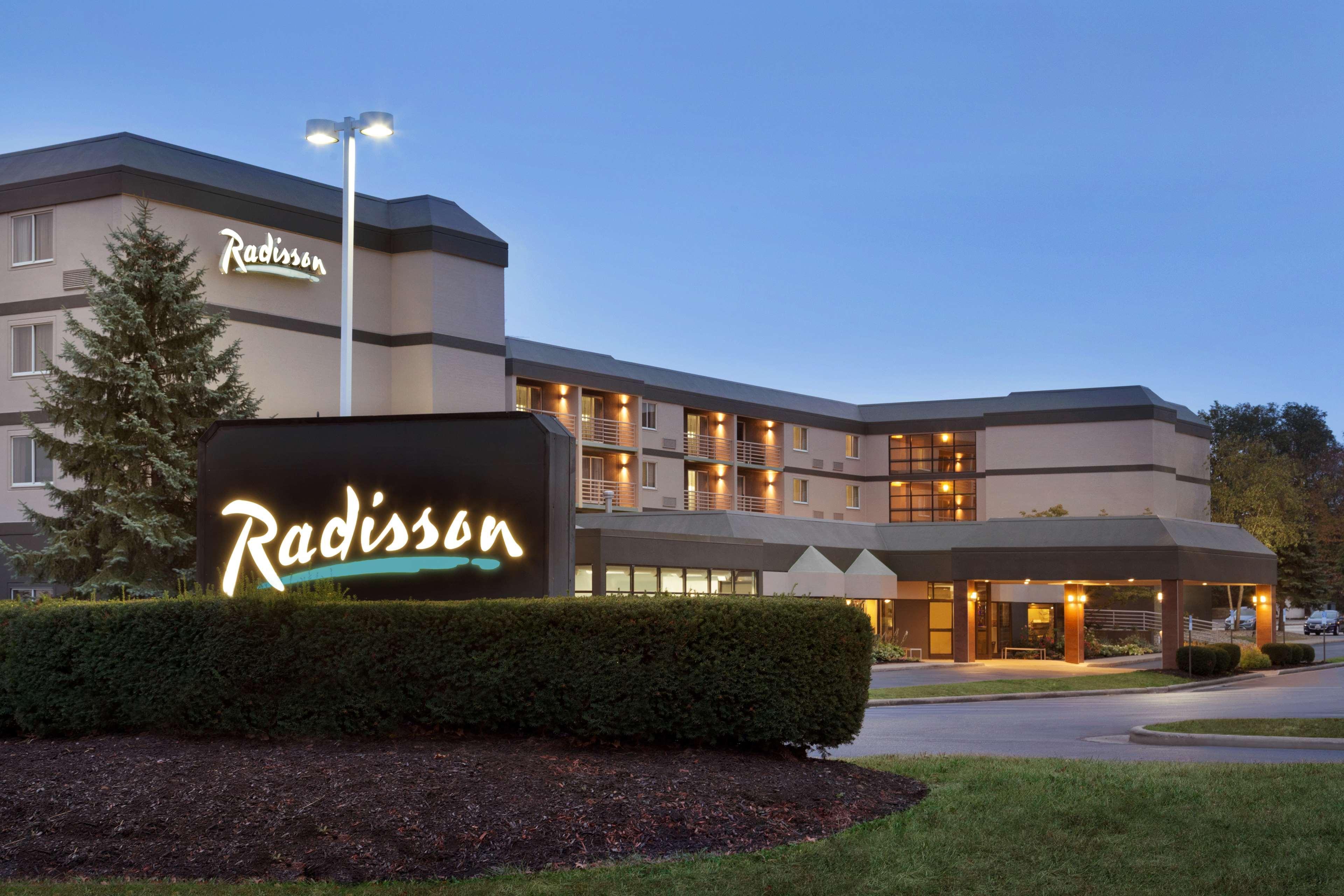 Radisson Akron-Fairlawn Copley Montrose Exterior foto