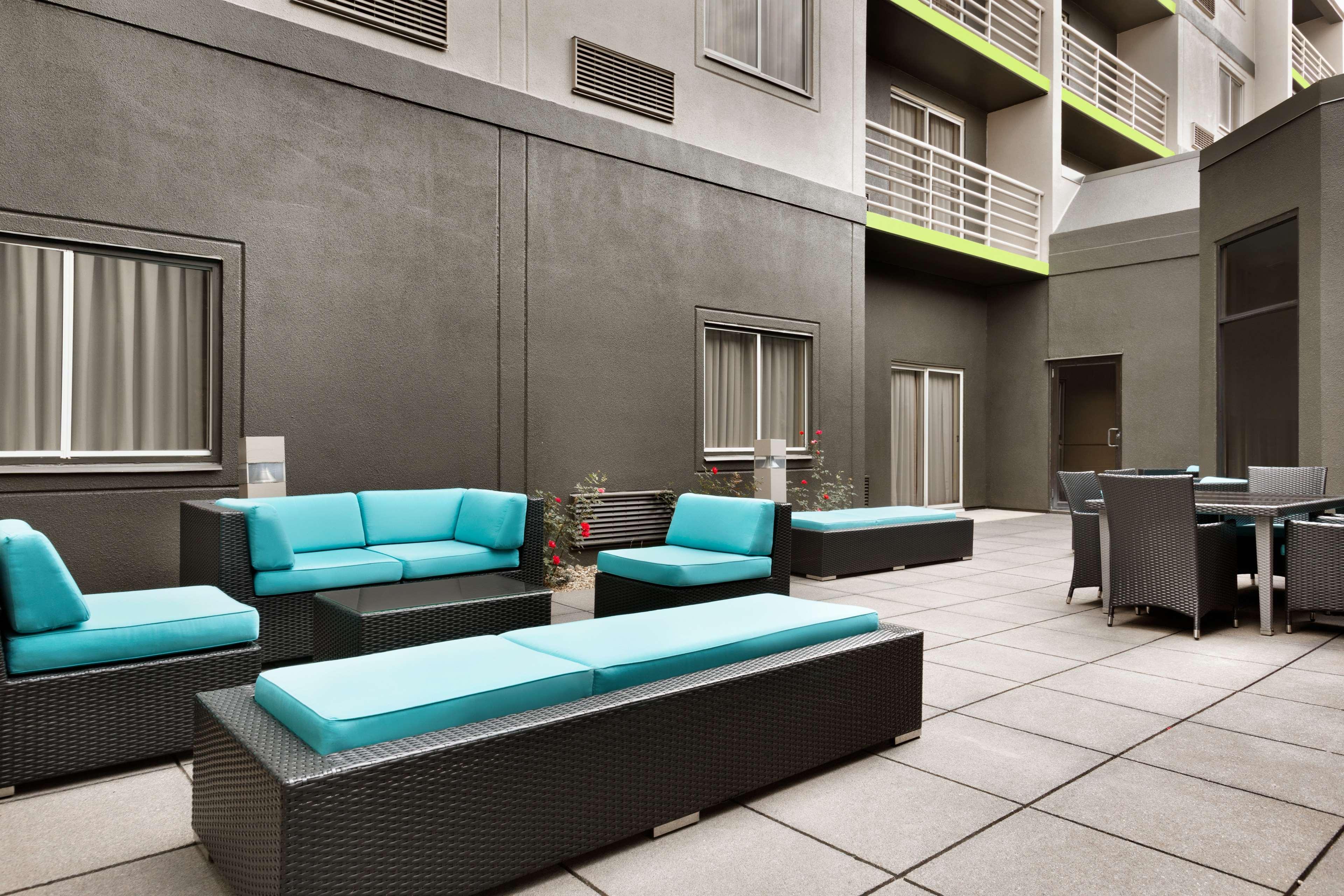 Radisson Akron-Fairlawn Copley Montrose Exterior foto
