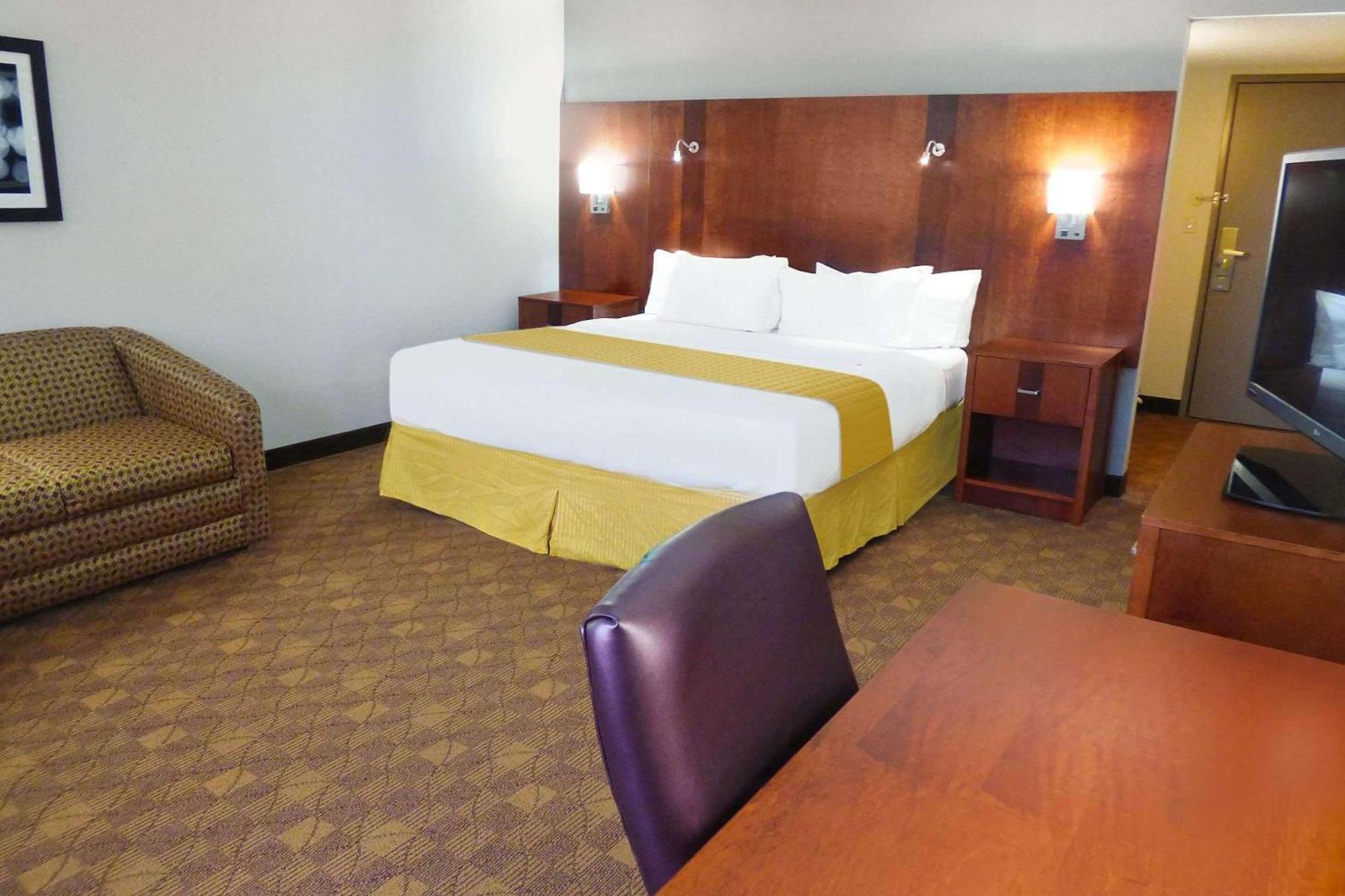 Radisson Akron-Fairlawn Copley Montrose Exterior foto